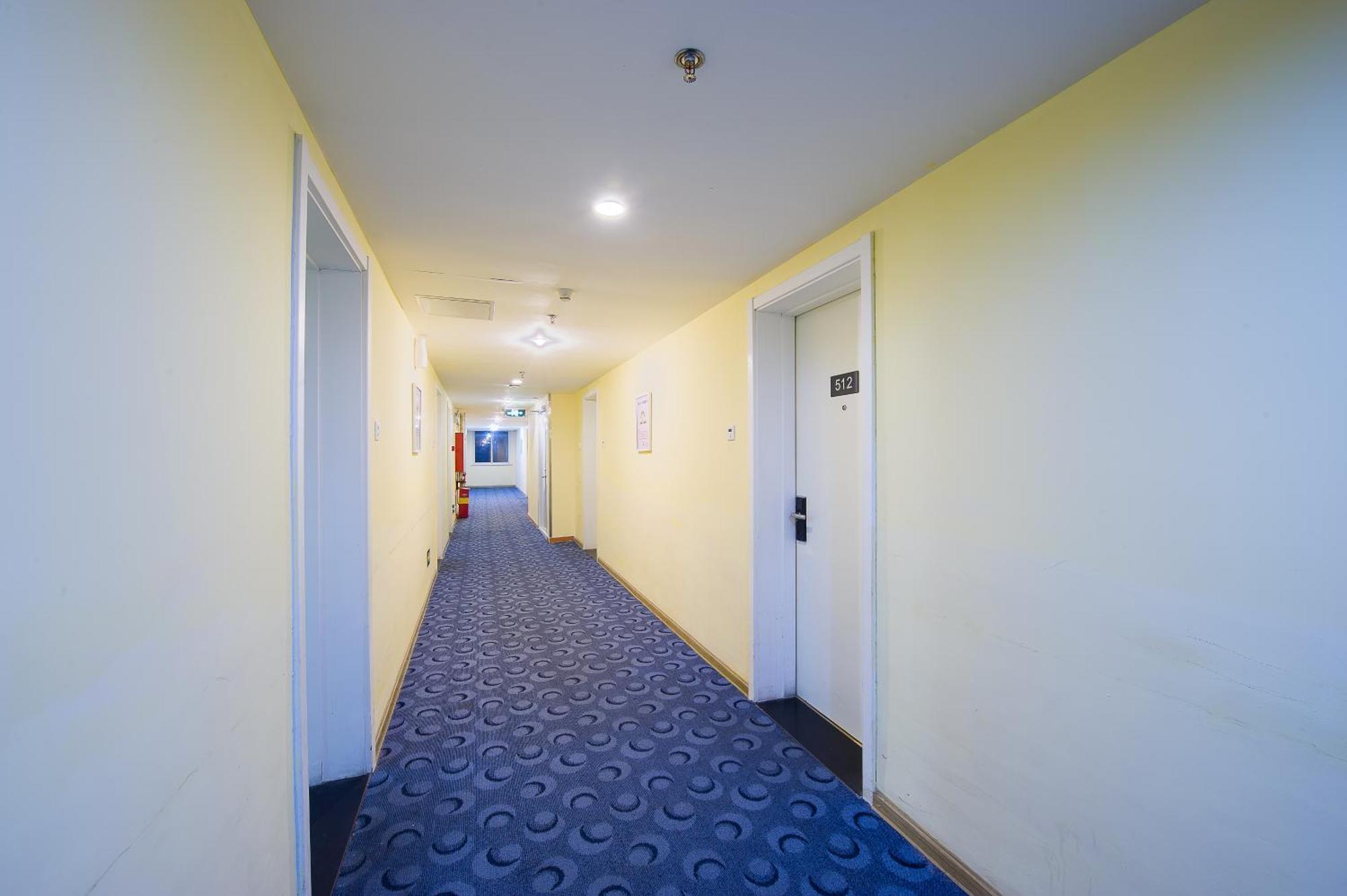 Iu Hotel Guangzhou Jingxi Nanfang Hospital Station Bagian luar foto