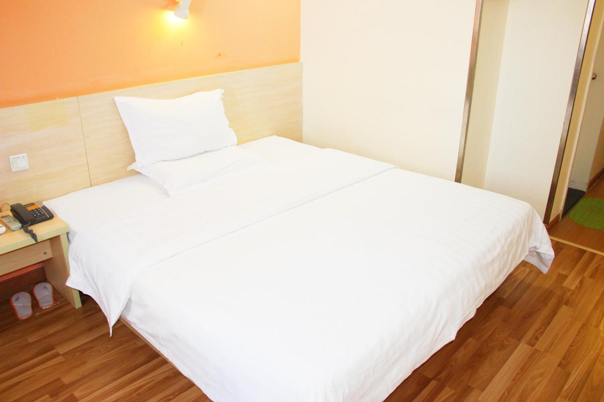 Iu Hotel Guangzhou Jingxi Nanfang Hospital Station Bagian luar foto
